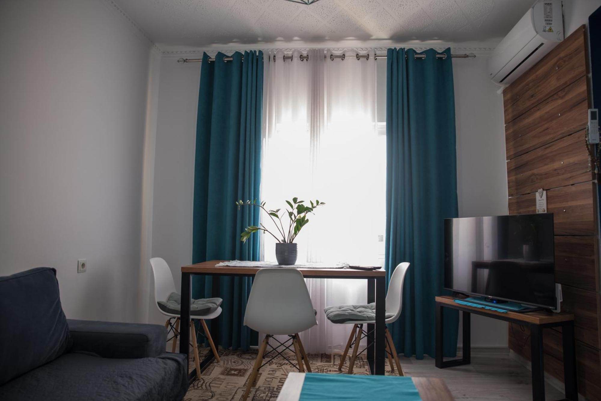 Erbi'S Home Shkoder Luaran gambar